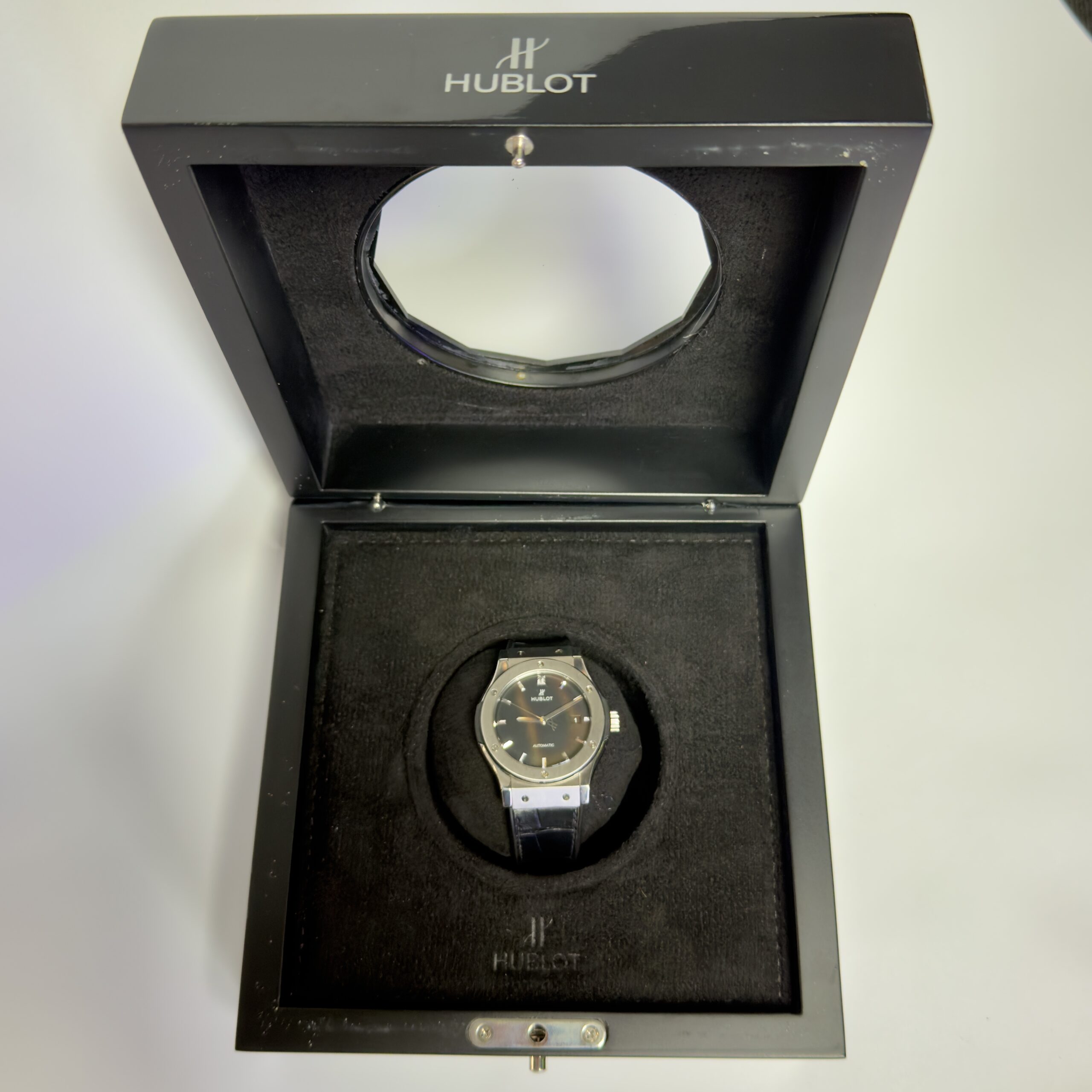Hublot Classic Fusion Titanium 42mm - imagine 2