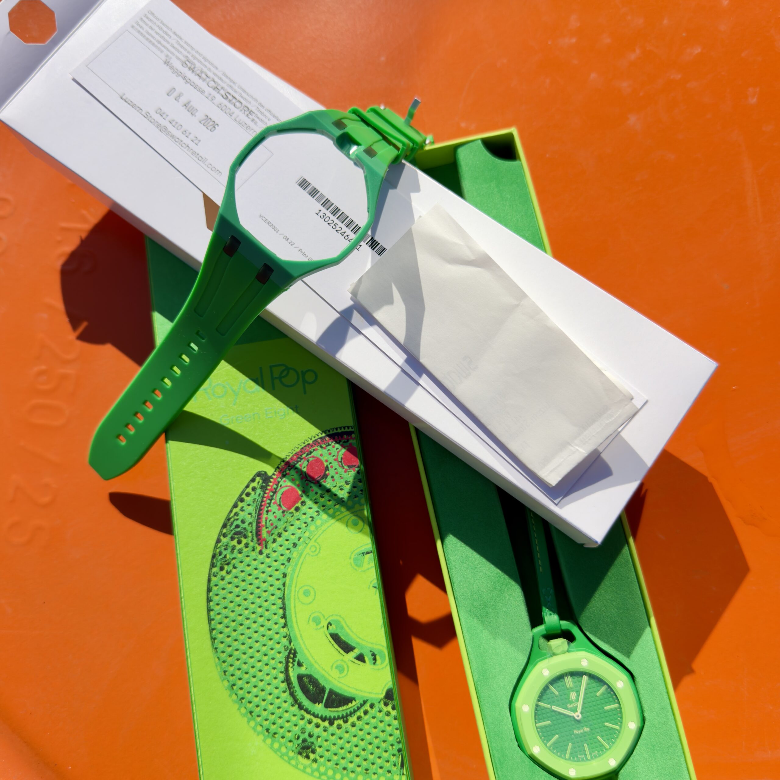 SWATCH x AUDEMARS PIGUET ROYAL POP „GREEN EIGHT - imagine 2